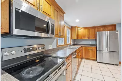 559 Merriam Ave, Leominster, MA 01453 - Photo 8