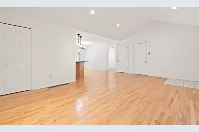 35 Preston Place, Easton, MA 02356 - Photo 4