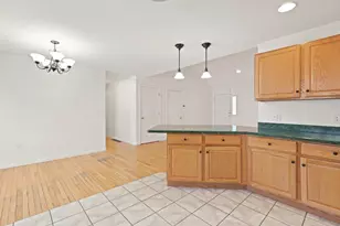 35 Preston Pl, Easton, MA 02356 - Photo 12