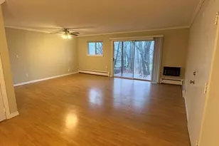 10 Longwood Dr, Andover, MA 01810 - Photo 2