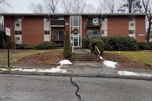 10 Longwood Dr, Andover, MA 01810 - Photo 1
