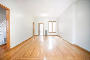 193 Beech St, Holyoke, MA 01040 - Photo 4