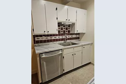 7 Cypress Rd #703, Boston, MA 02135 - Photo 2