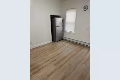 112 Saratoga St #1, Lawrence, MA 01841 - Photo 4