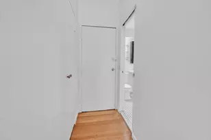 17 Cazenove St, Boston, MA 02116 - Photo 28