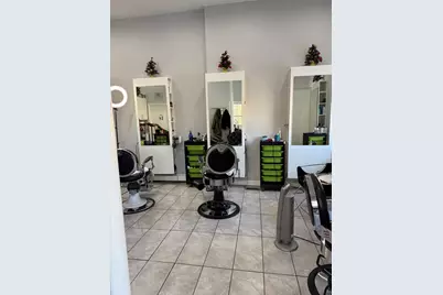 617 Broadway, Everett, MA 02149 - Photo 4