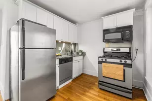 86 Savin Hill Ave, Boston, MA 02125 - Photo 2