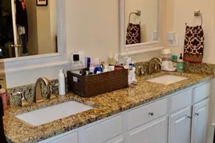 1306 Columbia Rd, Boston, MA 02127 - Photo 10