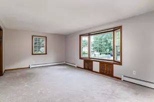 184 Cambridge Cir, Longmeadow, MA 01106 - Photo 12