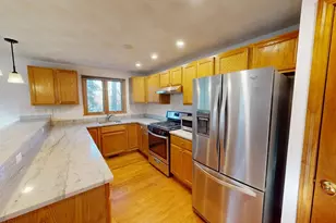 95 Pleasant, Watertown, MA 02472 - Photo 4
