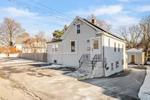 43 Filomena St, Weymouth, MA 02189 - Photo 2