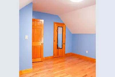 186 Powell St, Lowell, MA 01851 - Photo 36