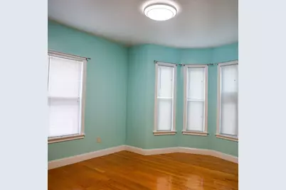 186 Powell St, Lowell, MA 01851 - Photo 24