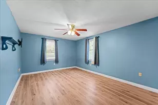 198 Elm St, Pembroke, MA 02359 - Photo 20