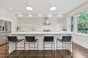 70 Marshal St, Brookline, MA 02446 - Photo 10