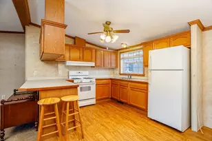 56 Nijal Ct, Fitchburg, MA 01420 - Photo 8