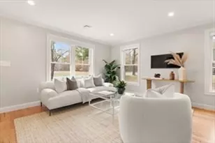 32 Barracks Rd, Hudson, MA 01749 - Photo 8