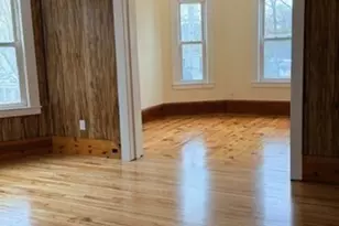 10 Holland Rd, Worcester, MA 01603 - Photo 4