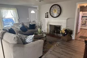 140 Sycamore St, Holyoke, MA 01040 - Photo 4