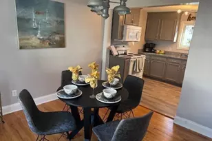 140 Sycamore St, Holyoke, MA 01040 - Photo 6