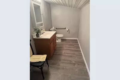 140 Sycamore Street, Holyoke, MA 01040 - Photo 10