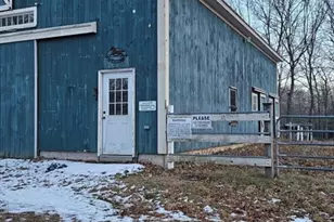 288 High St, Uxbridge, MA 01569 - Photo 4