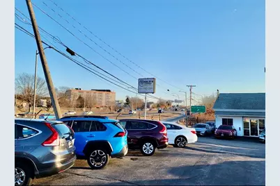 295 Huntington Ave, Providence, RI 02909 - Photo 4