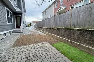 30 Harrington St, Watertown, MA 02472 - Photo 18