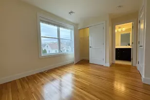 30 Harrington St, Watertown, MA 02472 - Photo 8