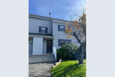 1 Rolling Hls #10, Lenox, MA 01240 - Photo 1