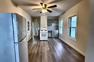 30-32 Stanley, Lowell, MA 01850 - Photo 4