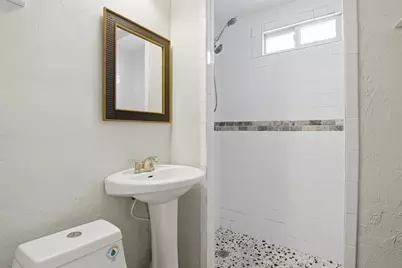 17 Fairbanks Street, Worcester, MA 01610 - Photo 12