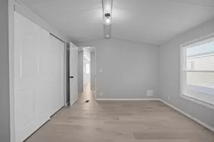 548 Kenyon Ave, Attleboro, MA 02703 - Photo 14