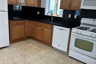 698 Main St, Wakefield, MA 01880 - Photo 8