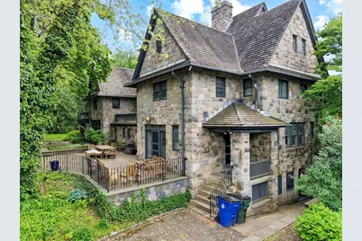 503 Highland Ave, Fall River, MA 02720 - Photo 4