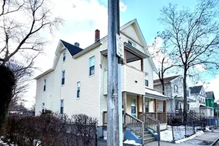 107 Tyler St, Springfield, MA 01109 - Photo 4