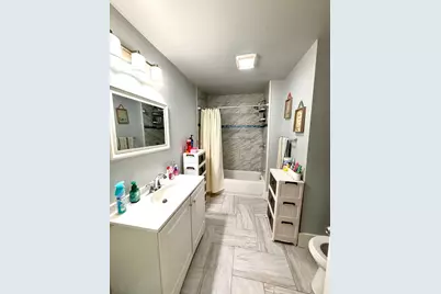 107 Tyler St, Springfield, MA 01109 - Photo 14