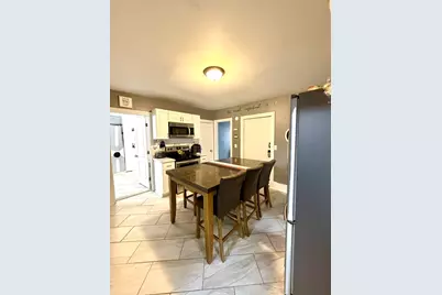 107 Tyler St, Springfield, MA 01109 - Photo 36