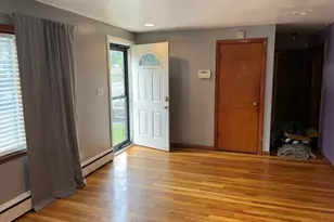 8 Violet St, Boston, MA 02126 - Photo 6