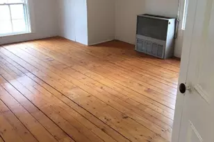 21 Pleasant St, Upton, MA 01568 - Photo 6