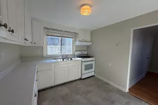 32 Glenellen Rd, Boston, MA 02132 - Photo 6