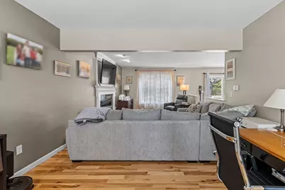 2081 Manomet Ave, Dighton, MA 02715 - Photo 12