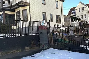 521 Liberty St, Springfield, MA 01104 - Photo 4
