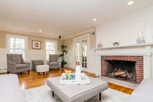 29 Gammons, Newton, MA 02468 - Photo 6