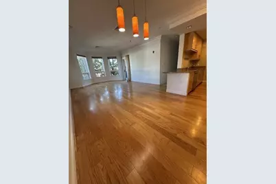 629 Hammond #E201, Brookline, MA 02467 - Photo 2