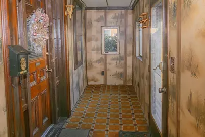 38 Park St, Webster, MA 01570 - Photo 12