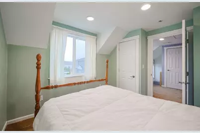 4 Roosevelt St, Wareham, MA 02571 - Photo 18