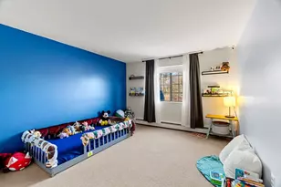 2300 Skyline Dr, Lowell, MA 01854 - Photo 12