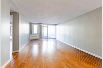 100 Marion St. #22, Brookline, MA 02446 - Photo 2