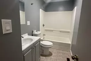 257 June St, Worcester, MA 01602 - Photo 4